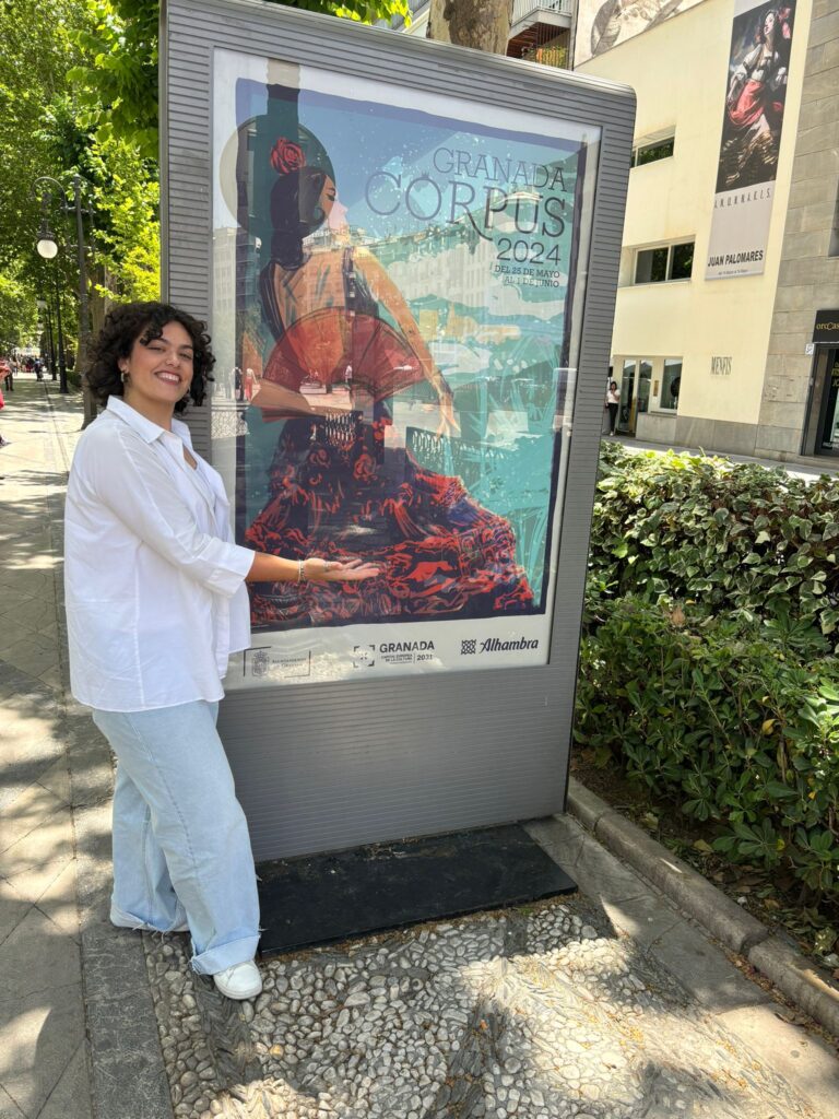 Foto con cartel de Corpus 2024
